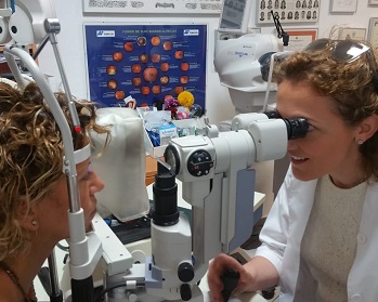 Más allá de las gafas: la optometría actual despliega innovadoras terapias visuales
