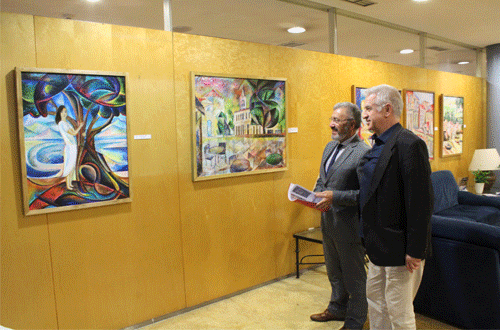 El pintor Rafael Jiménez “Ambel” expone en el Hospital Vithas Vigo 25 cuadros sobre paisajes de Vigo y el Norte de Portugal