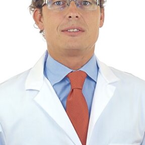 Dr. Agustín Garabito Cociña