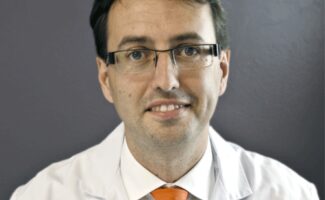 Especialistas de Vithas Salud Lleida advierten sobre lesiones traumatológicas en el pie ocasionadas por un calzado inadecuado en verano