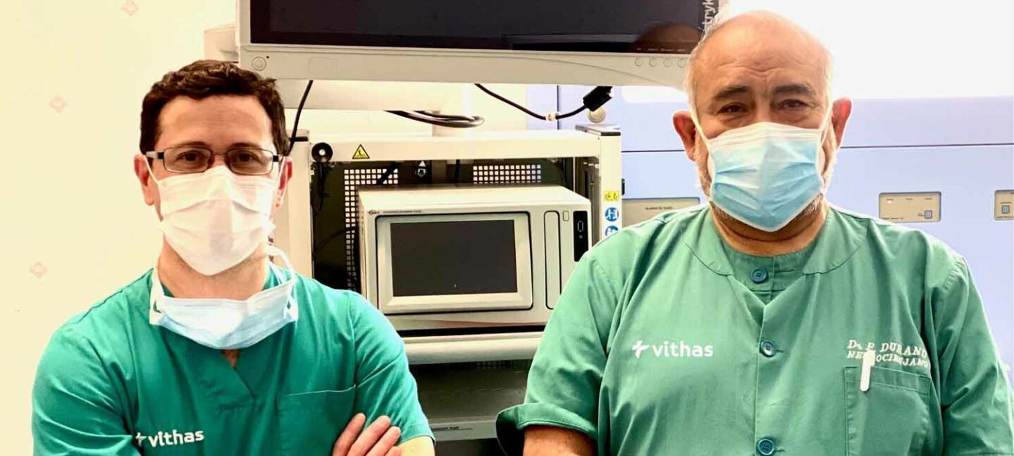 El Hospital Vithas Sevilla apuesta por técnicas de cirugía mínimamente invasiva como la endoscopia para tratar lesiones de columna