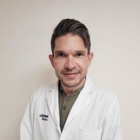 Dr. Javier Álvarez Cebrián