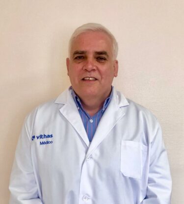 Dr. Molina Burgos, Roberto