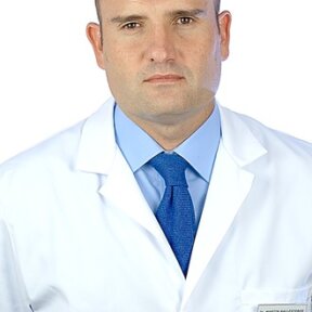 Dr. Óscar Martín Ballesteros