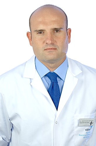 Dr. Oscar Martín Ballesteros