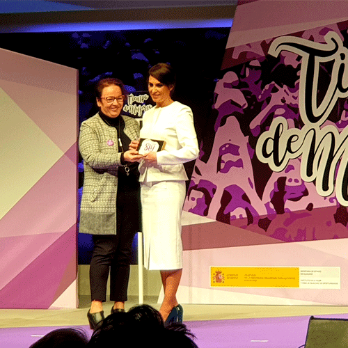 La doctora Adela Sáez Zafra, Premio a la “Excelencia Profesional” del Instituto de la Mujer