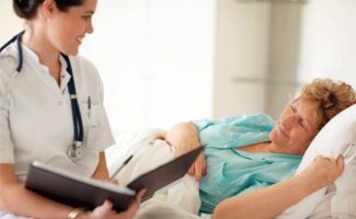 En el verano pueden producirse más fracturas en nuestros mayores