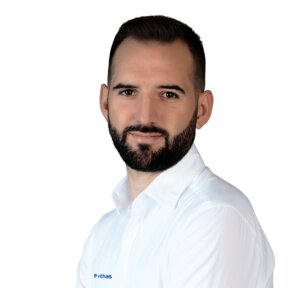 Dr. Juan Davó Cabrera
