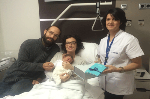 El Hospital Vithas Lleida celebra el nacimiento del primer bebé de este año