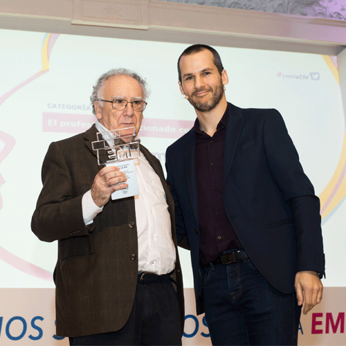 Los “III Premios Solidarios Con la EM” de la Fundación Merck Salud reconocen la trayectoria del Dr. Guillermo Izquierdo
