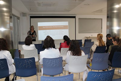 Sesión sobre nutrición parenteral en el Hospital Vithas Madrid Arturo Soria