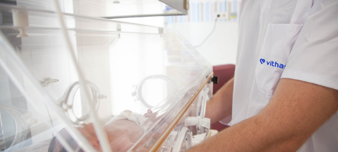 El parto y los cuidados del recién nacido son los principales miedos de las madres primerizas