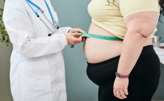 Hasta un 60% de las personas con obesidad y sobrepeso que solo hacen dieta recuperan los kilos perdidos