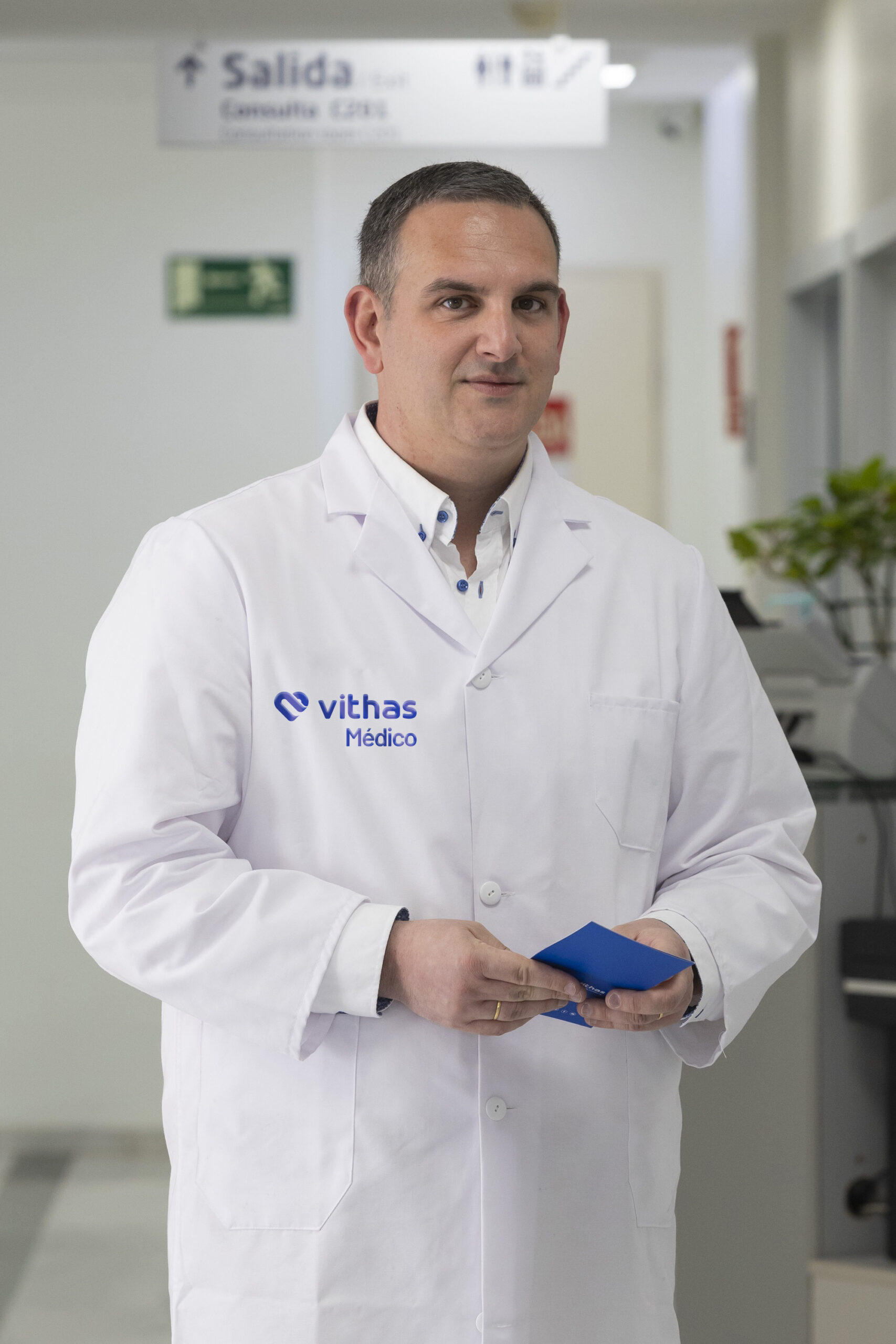 Dr. Carlos Marra López Valenciano