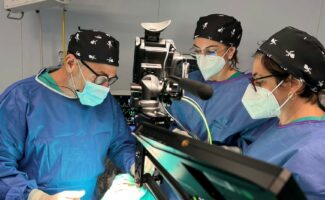 El Congreso Nacional de Cirugía Bucal retransmite en directo una intervención quirúrgica del Dr. Rubén Davó desde el Hospital Vithas Medimar