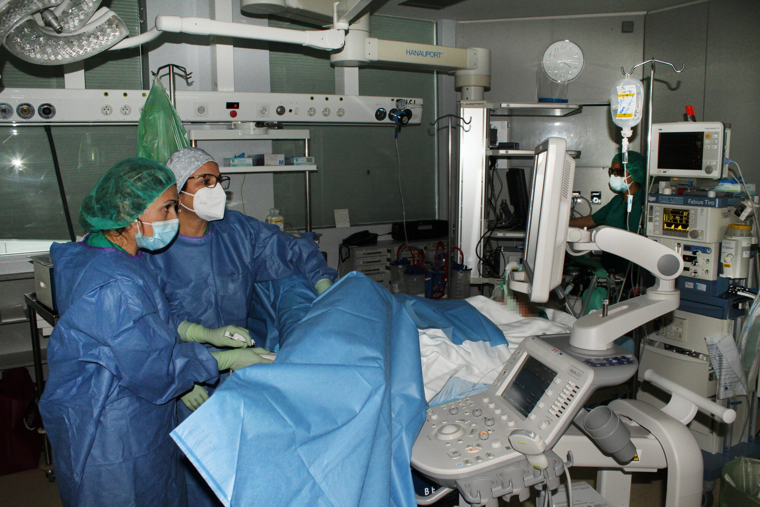 La coordinadora de ginecología de Vithas Vigo forma a especialistas de toda España en el tratamiento de miomas por radiofrecuencia