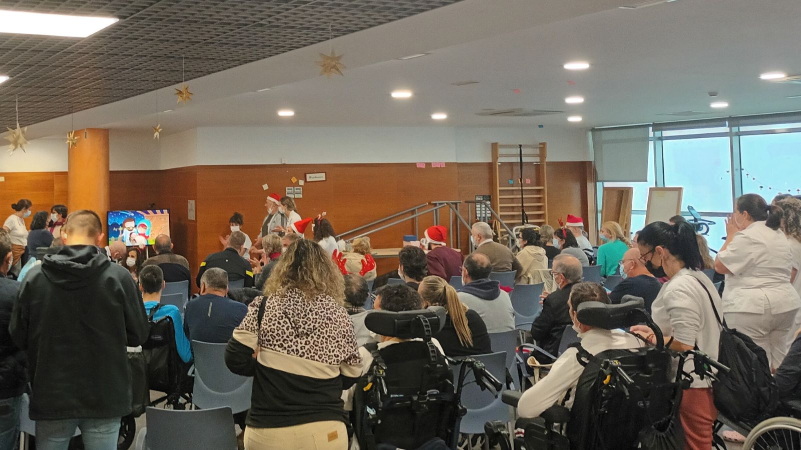 Vithas Sevilla celebra la Navidad con sus pacientes neurológicos realizando actividades inclusivas y terapéuticas