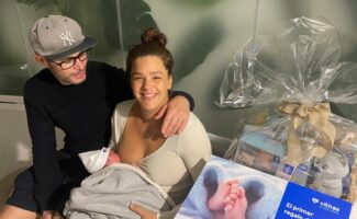 Vithas Las Palmas da la bienvenida a Nara Else, el primer bebé que nace en el Hospital en 2023