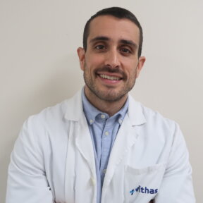 Dr. Miguel García Carrasco, oncólogo médico Vithas Sevilla