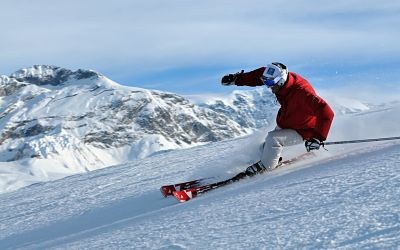 ¿Cómo prevenir las lesiones en la práctica del esquí?