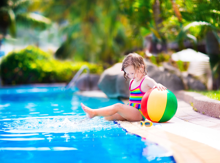 5 consejos para evitar el ahogamiento de niños en piscinas