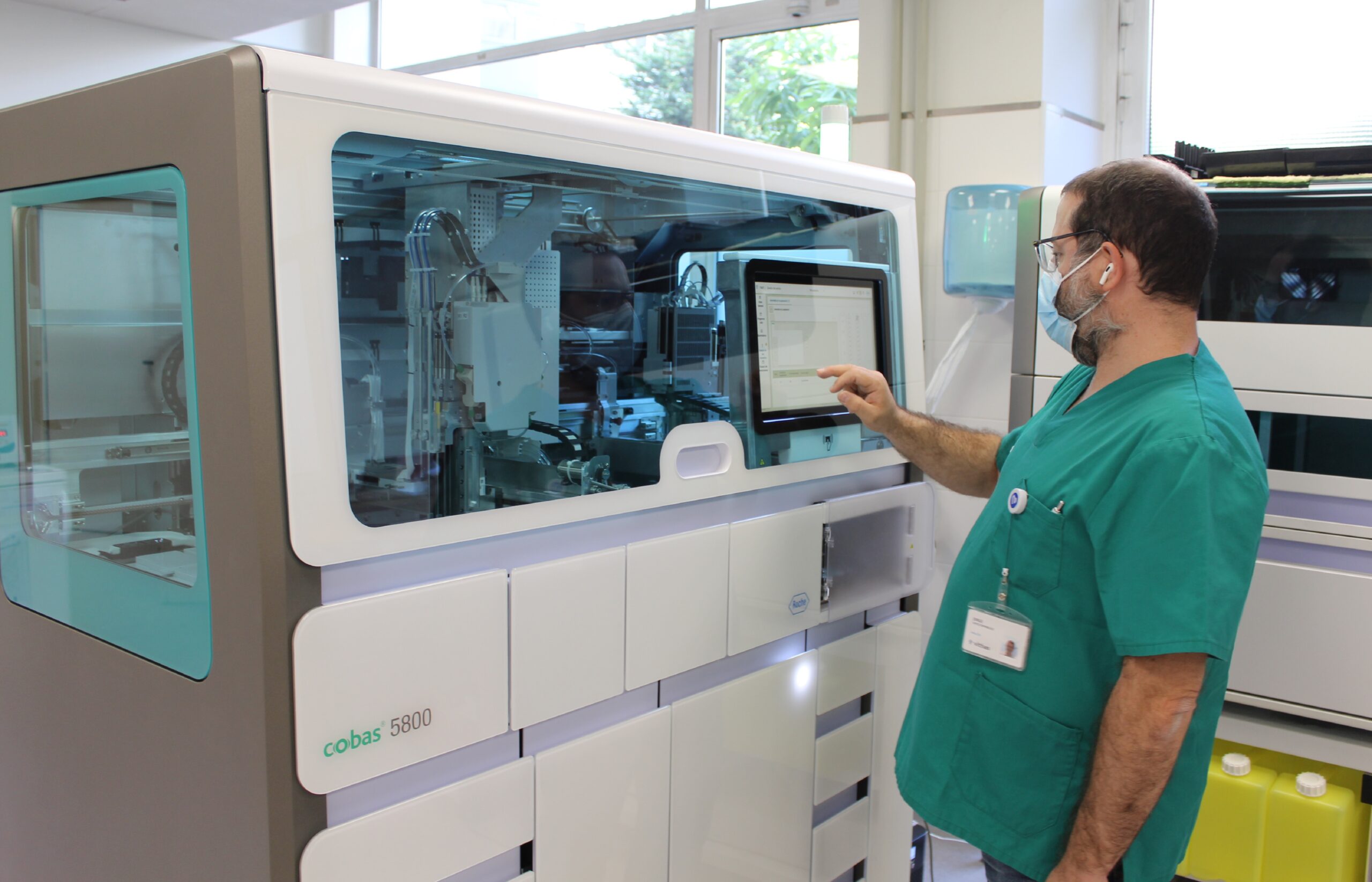 La renovación tecnológica de los laboratorios de Vithas Red permite ampliar la cartera de servicios e internar pruebas diagnósticas