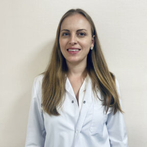 Dr. Darya Dudenko 