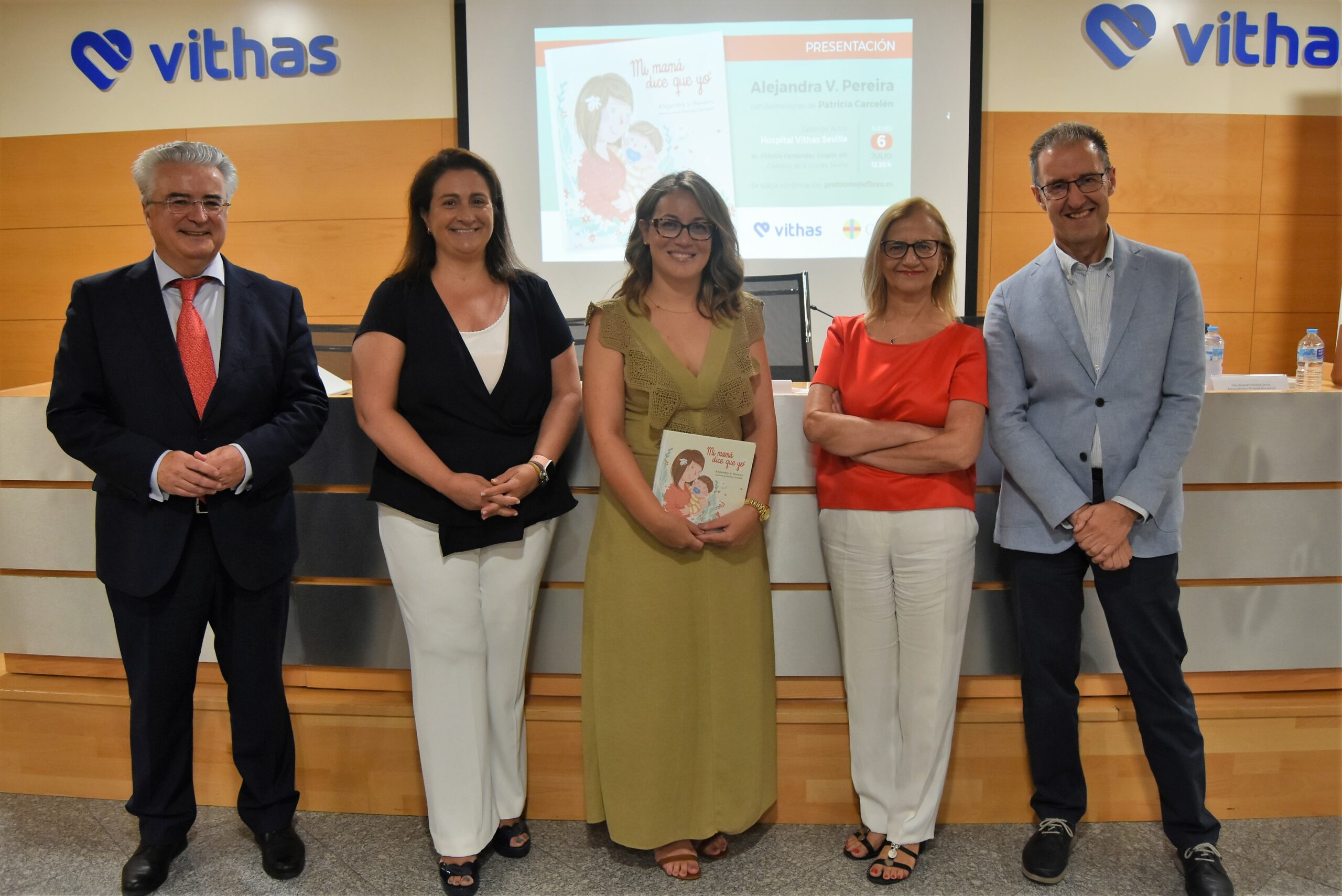 El Hospital Vithas Sevilla acoge la presentación del libro ‘Mi mamá dice que yo’ sobre un caso de parálisis braquial obstétrica