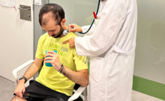 Expertos de Vithas advierten que una mayor fatiga y debilidad en pacientes neurológicos en esta época puede ser una señal de deshidratación