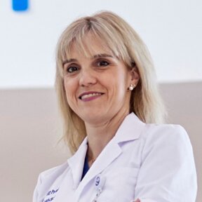 Dra. Ana Fernández García