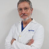 El Dr. Armando Venturoli Jaramillo es especialista en Cirugía Plástica en Vithas Sevilla