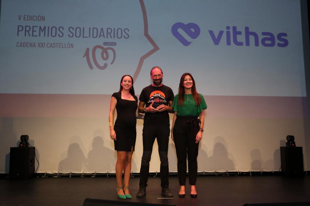Vithas Castellón patrocina el premio de la solidaridad y apoya a la Asociación Cazarettos.