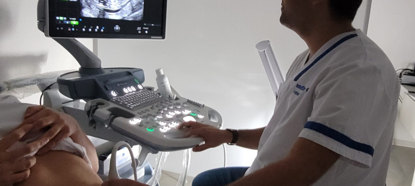 El Centro Médico Vithas Alzira incorpora el seguimiento materno fetal y la realización de las ecografías 3D y 4D