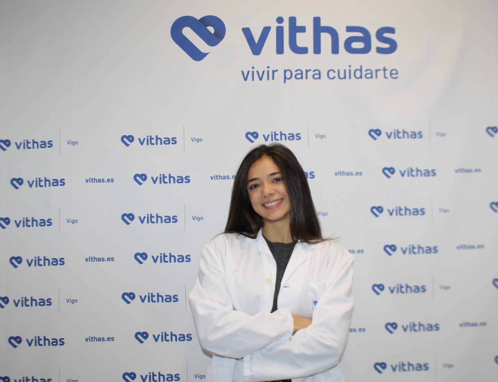 Profesionales de Vithas Vigo apuestan por la “alimentación consciente y la planificación” para compaginar las celebraciones culinarias con la salud
