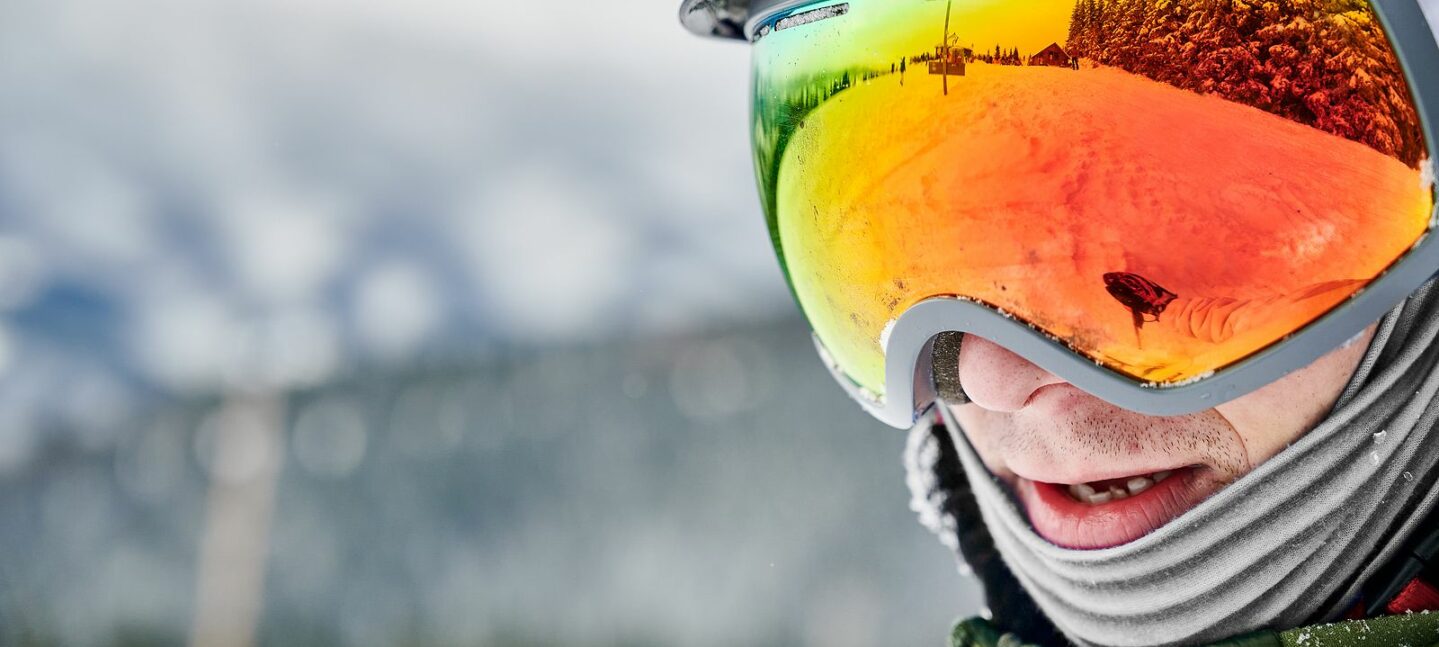 Cómo practicar esquí de forma segura para evitar lesiones