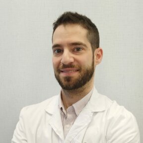El Dr. Luis Madrona es especialista en cardiología en el Hospital Vithas Sevilla.