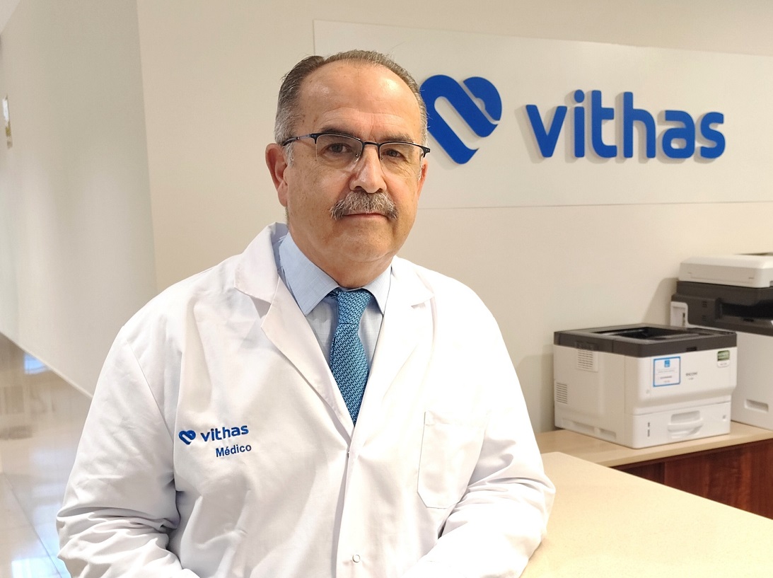 El Servicio de Cirugía Ortopédica y Traumatología (COT) de Vithas Málaga apuesta por la investigación y la docencia como complemento a su actividad