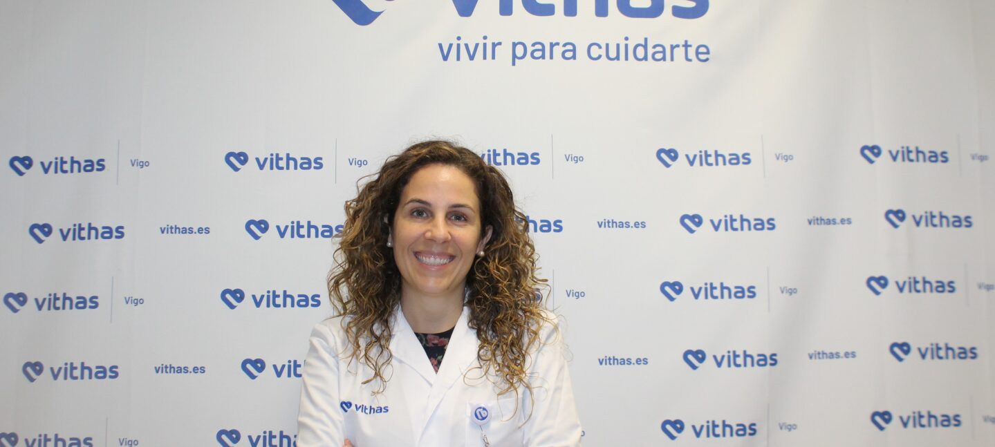 Una especialista del Hospital Vithas Vigo destaca el aumento de caída de pelo debido al brote de covid de este verano