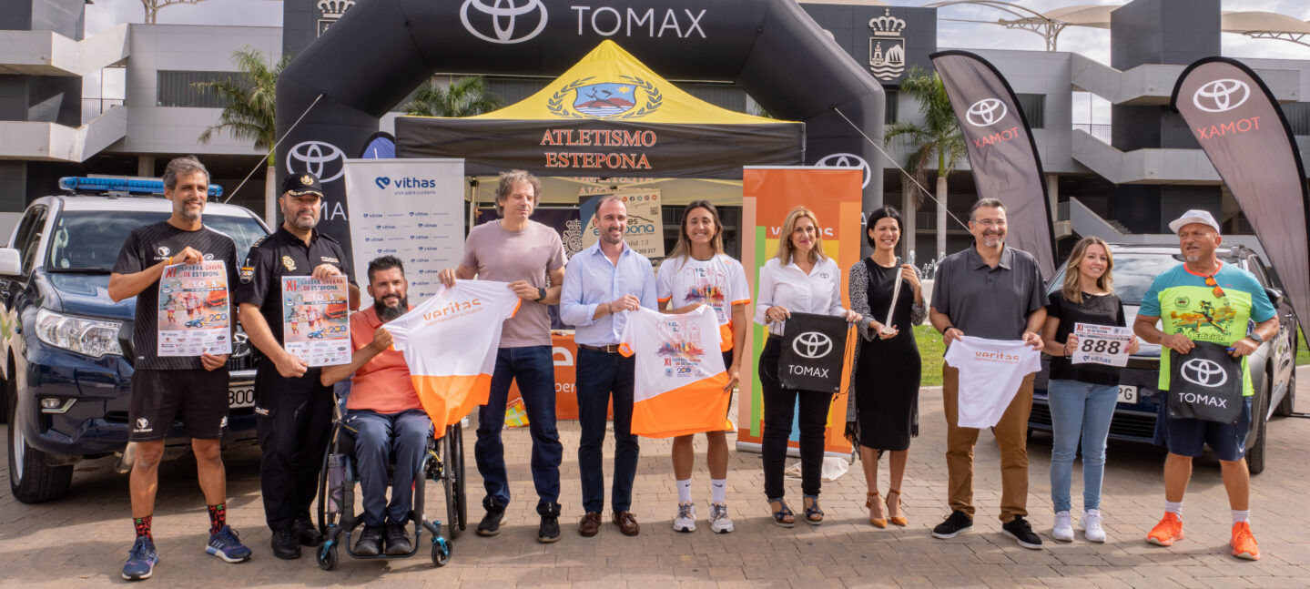 Vithas Xanit Estepona refuerza su compromiso con la salud y el deporte en la XI Carrera Urbana 10k y 5k de Estepona