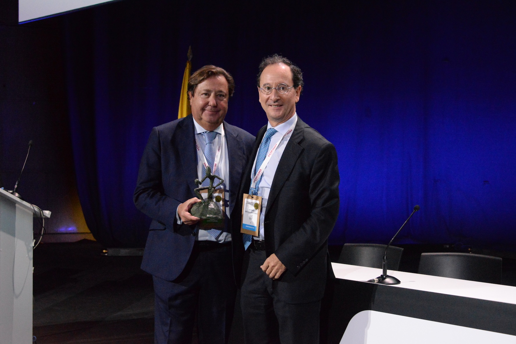 El Dr. Alfonso Arias Puente, reconocido con el Premio Castroviejo, uno de los mayores galardones de la Sociedad Española de Oftalmología