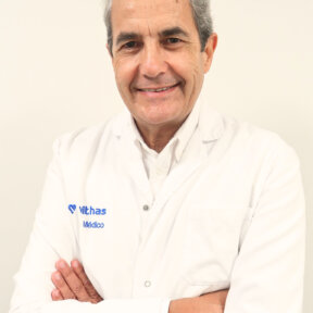 El Dr. Pablo Bravo es especialista en Oftalmología de Vithas Sevilla