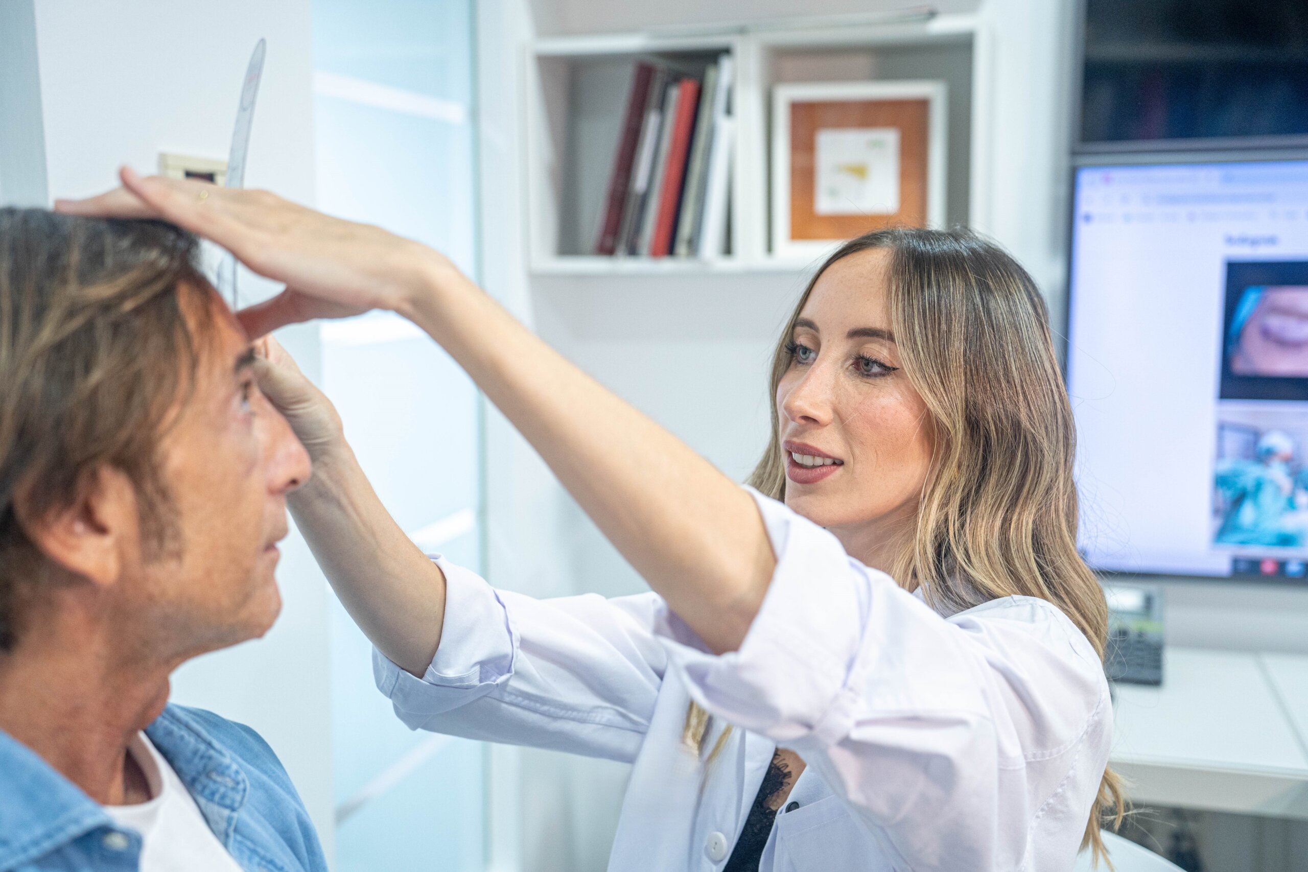 La blefaroplastia es la cirugía estética más demandada por los varones de entre 45 y 60 años