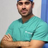 El Dr. Carlos Felipe Rodríguez Mora es especialista en Cirugía Cardiovascular en el Centro Médico Vithas Nervión.