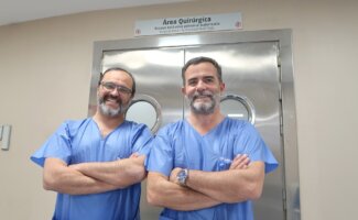 Especialistas de Vithas Sevilla realizan una cirugía Puestow por laparoscopia para tratar una pancreatitis crónica