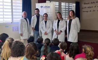 El Hospital Vithas Xanit Internacional imparte un Aula Salud Colegios de RCP a más de 120 alumnos del colegio Jacaranda