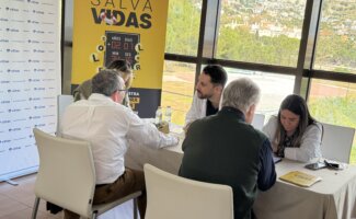 La campaña “Salvavidas” llega al Hospital Vithas Xanit Internacional para promover la prevención del riesgo cardiovascular