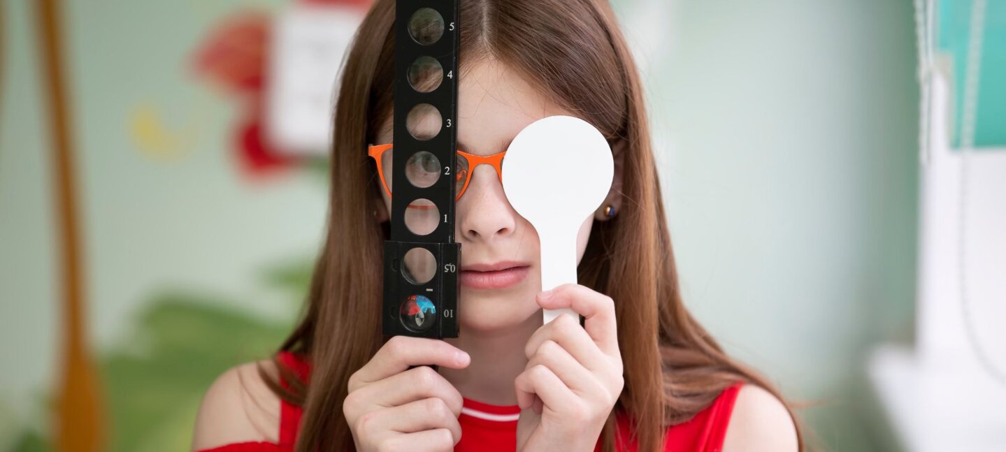 Expertos de Vithas señalan la importancia de la salud visual en los jóvenes para su desarrollo cognitivo
