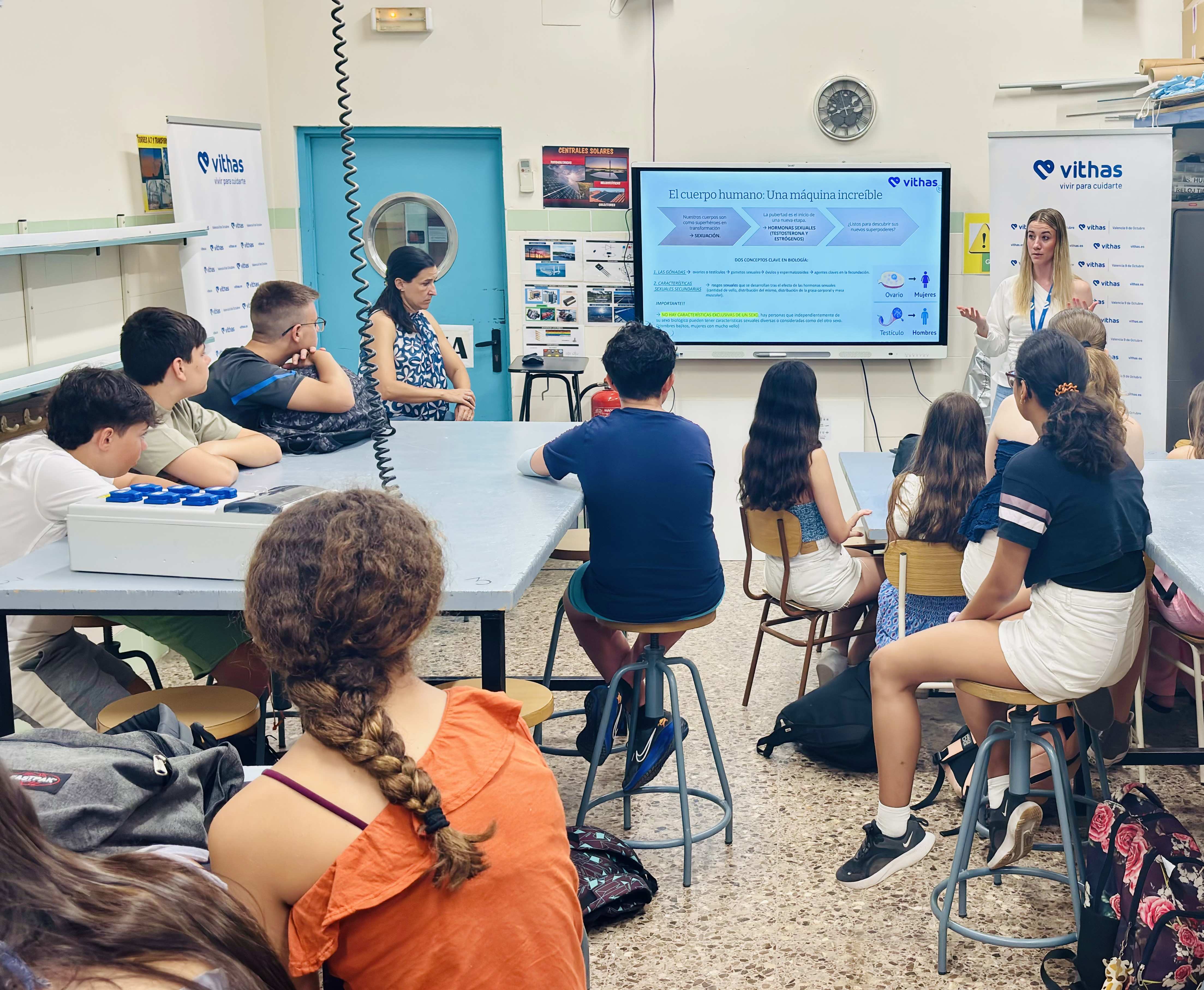 El colegio Argos acoge un Vithas Aula Salud Colegios sobre educación sexual para 60 alumnos de 4º ESO