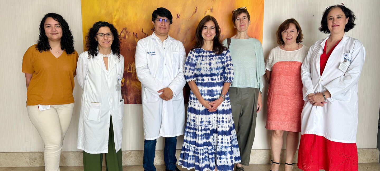 Del lienzo al corazón: Ana Ruiz expone en el Hospital Universitario Vithas Madrid Aravaca para acompañar a pacientes y profesionales