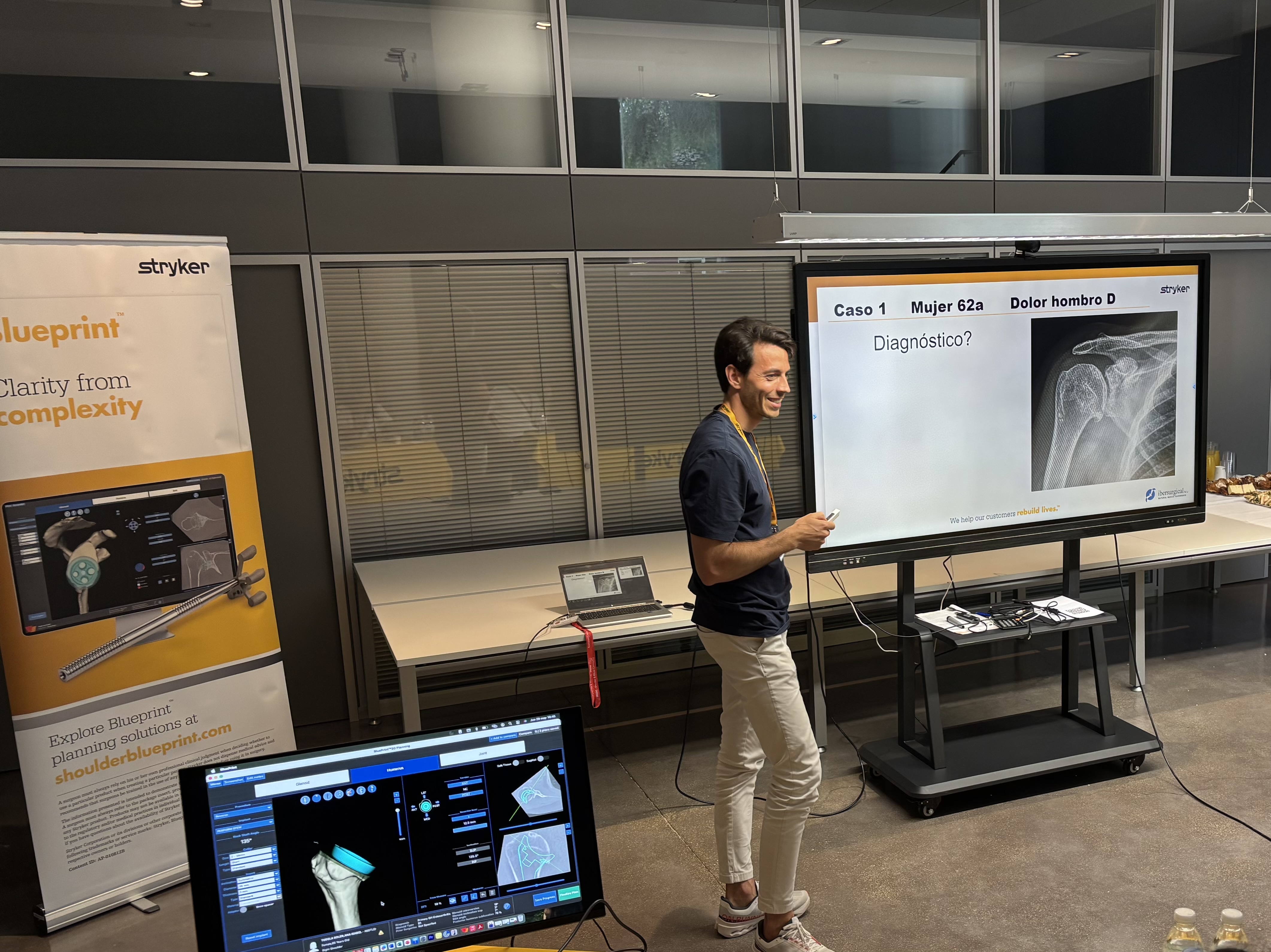 Vithas Valencia 9 de Octubre aplica la cirugía de prótesis hombro con planificación preoperatoria en TAC 3D